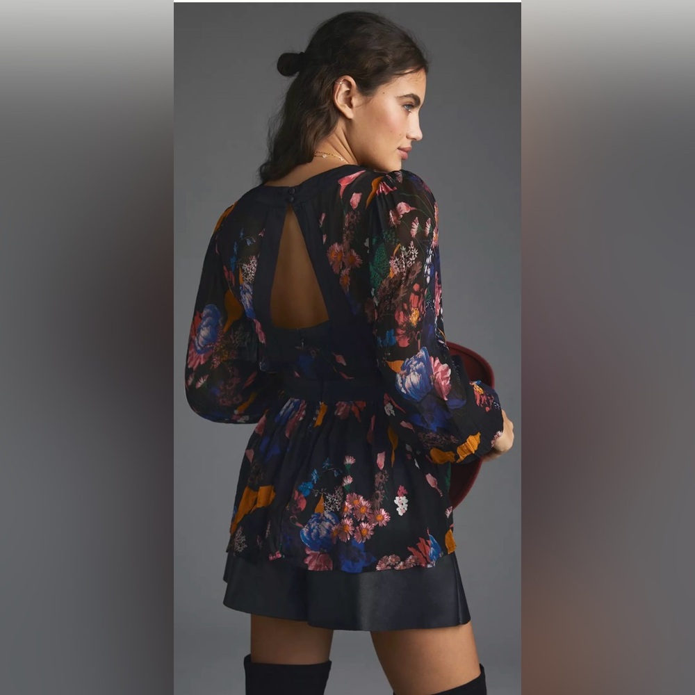 Maeve Open-Back Tunic - Picture 2 of 6